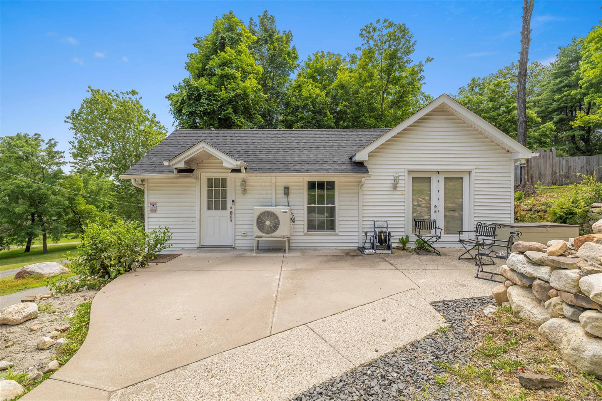 Pine Bush, NY 12566,11 Greer RD