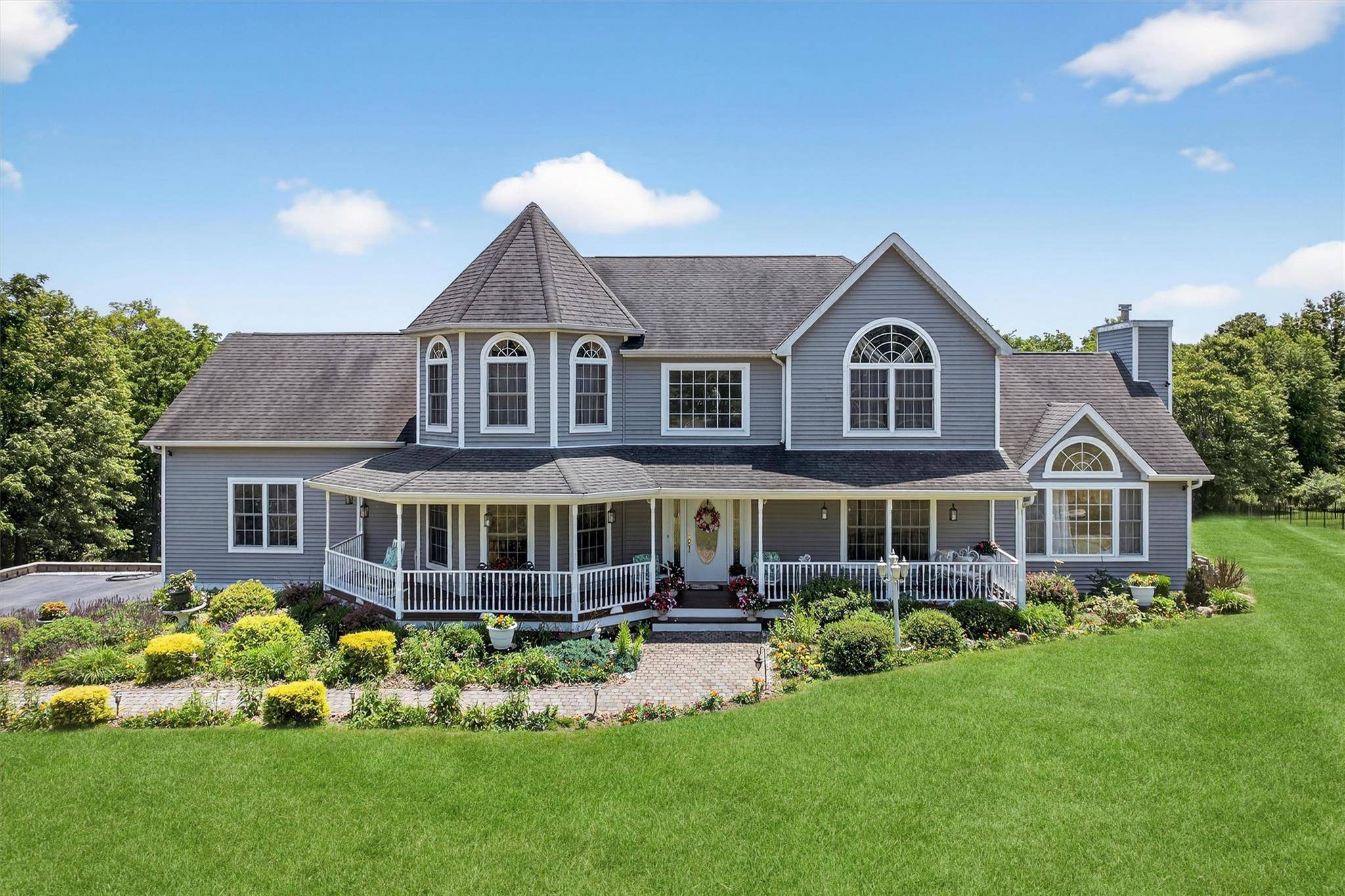 40 Rapelje RD, Walden, NY 12586