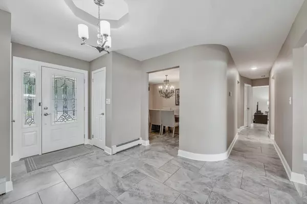 East Northport, NY 11731,126 Gail CT