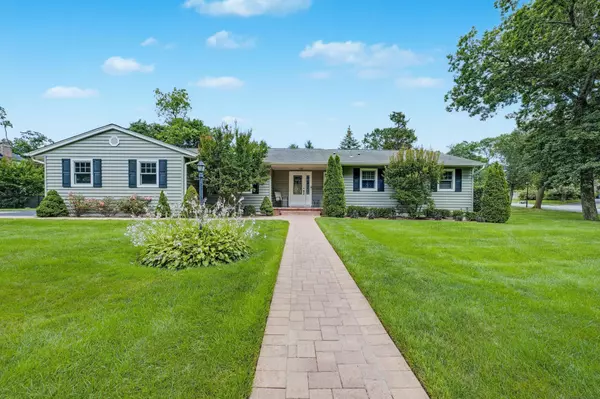 East Northport, NY 11731,126 Gail CT