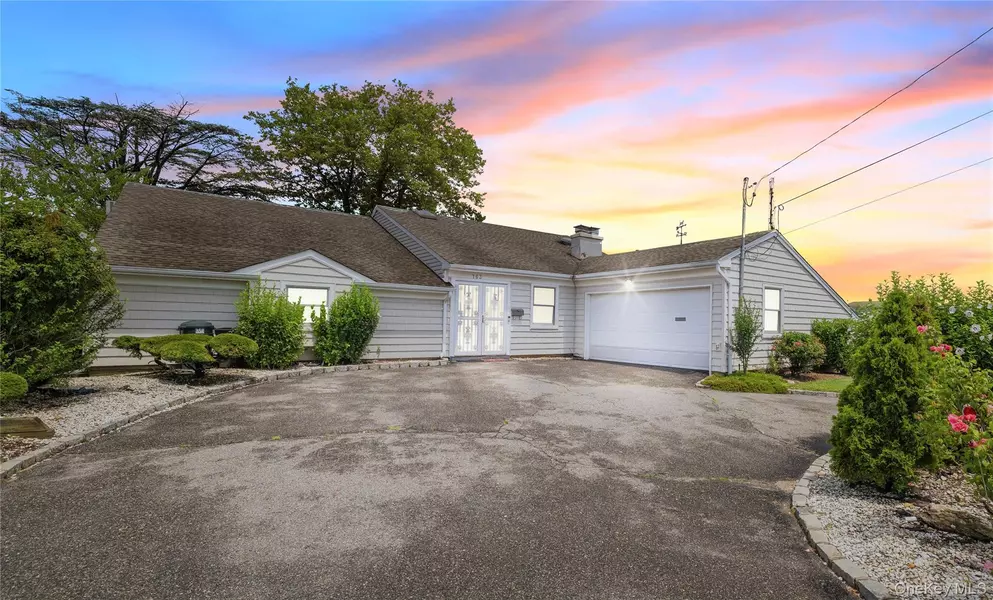 163 Mott ST, Oceanside, NY 11572