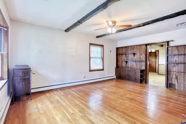 Pearl River, NY 10965,195 W Central AVE