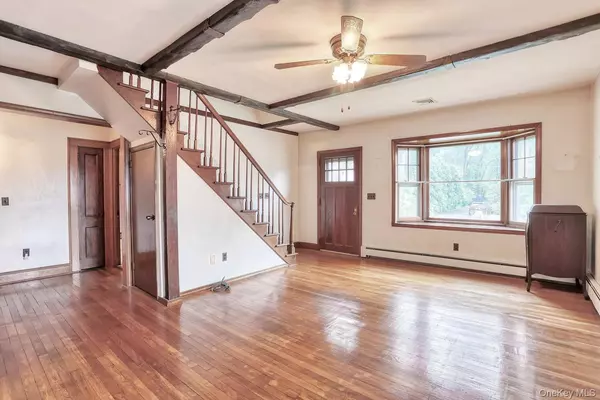 Pearl River, NY 10965,195 W Central AVE