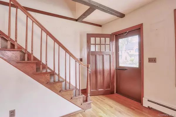 Pearl River, NY 10965,195 W Central AVE