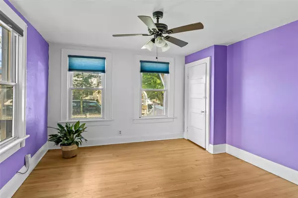 Oceanside, NY 11572,2814 Weeks AVE
