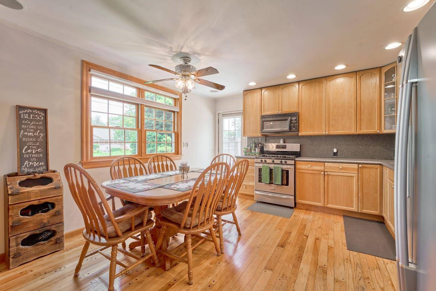 Deer Park, NY 11729,74 W 17th ST