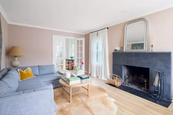 Locust Valley, NY 11560,66 Valley Avenue