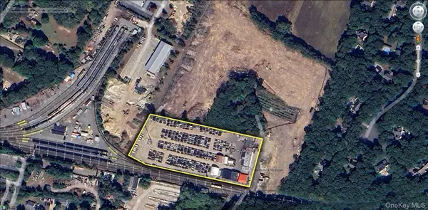 Speonk, NY 11977,196 Jagger PATH #A