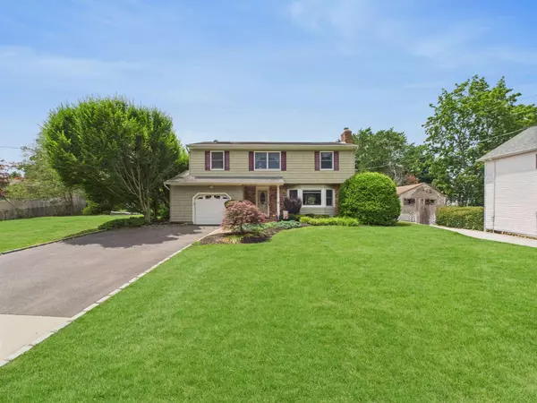 Saint James, NY 11780,120 Mills Pond RD
