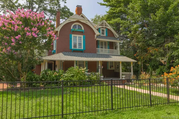 80 Ocean AVE, Bay Shore, NY 11706