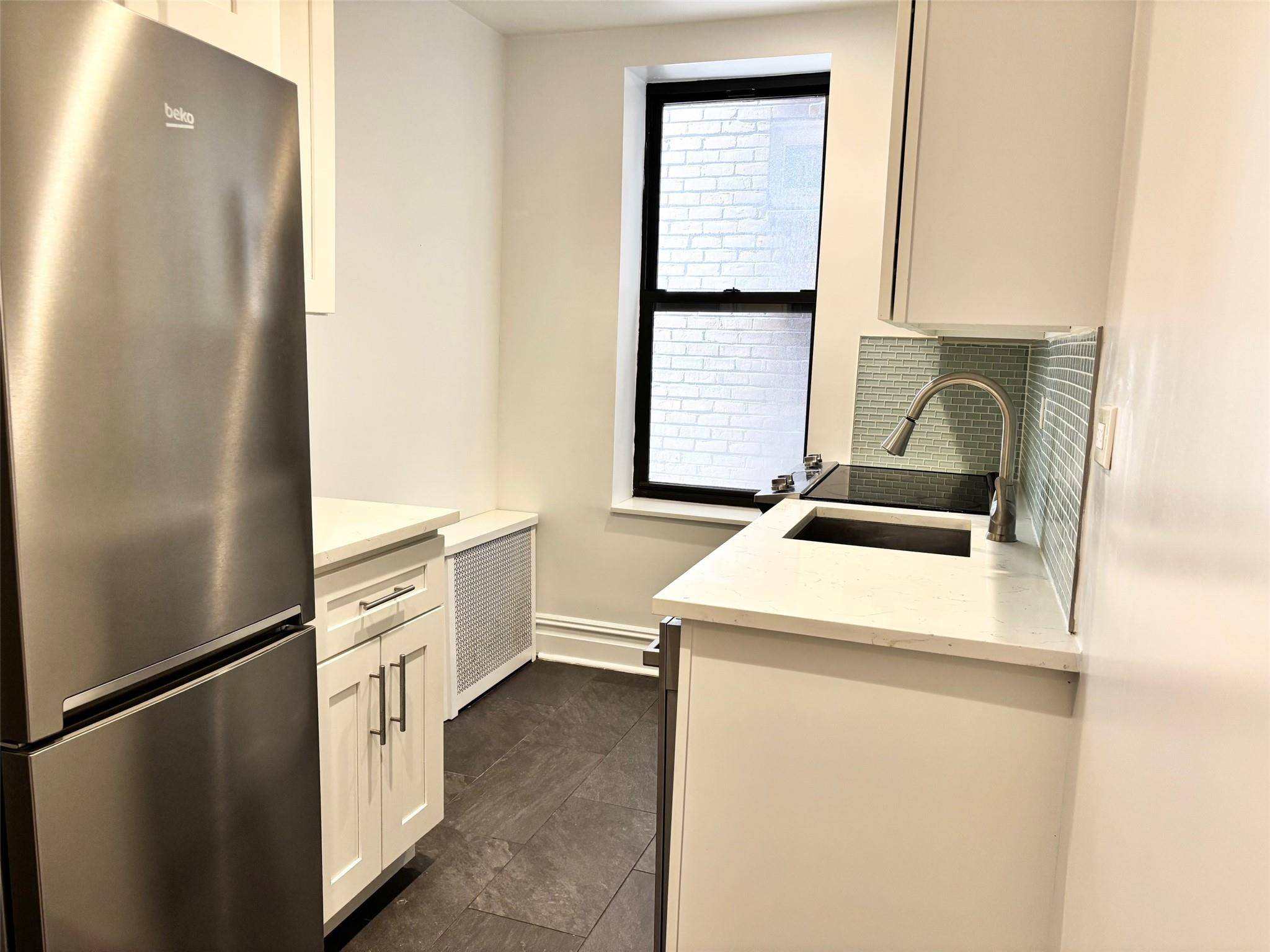 Forest Hills, NY 11375,10920 Queens BLVD #2G