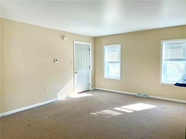 Port Jervis, NY 12771,60 Church ST #1