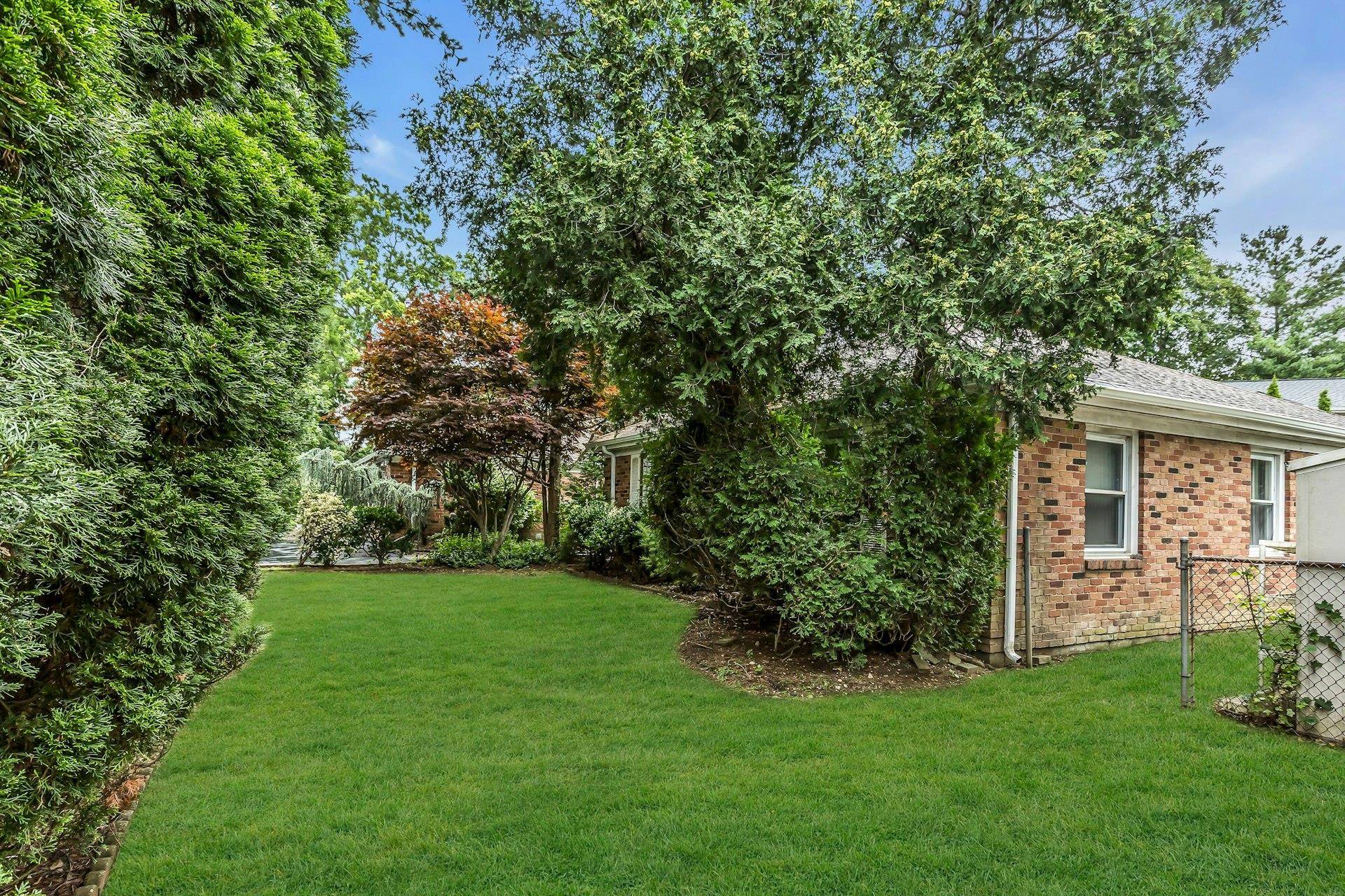 Syosset, NY 11791,84 Horton PL