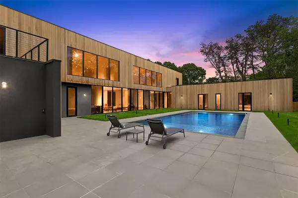 9 Blue Jay WAY, East Hampton, NY 11937