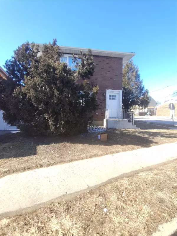Copiague, NY 11726,2167A Great Neck RD