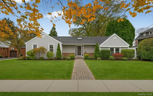 Merrick, NY 11566,44 Keeler AVE