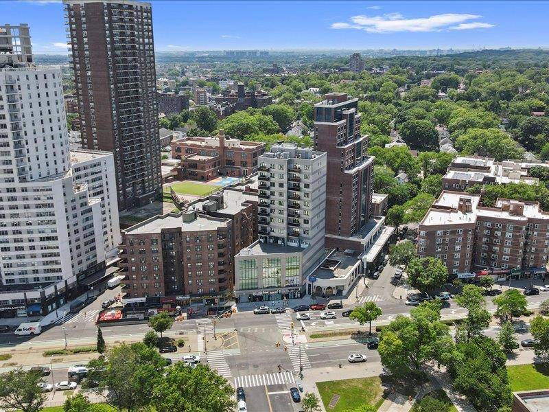 124-28 Queens Blvd. #10A, Kew Gardens, NY 11415