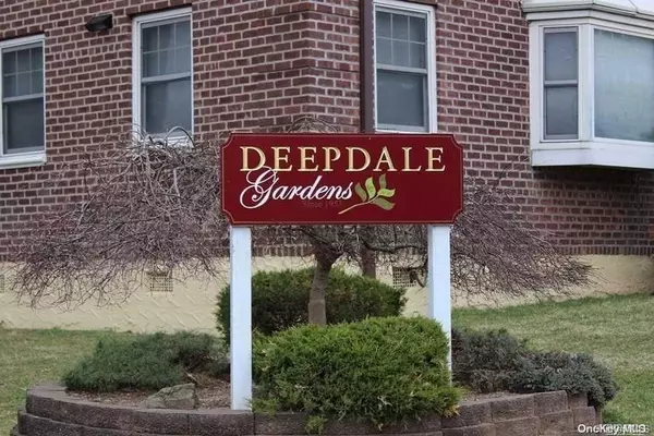 Little Neck, NY 11362,6019 marathon parkway #2-40