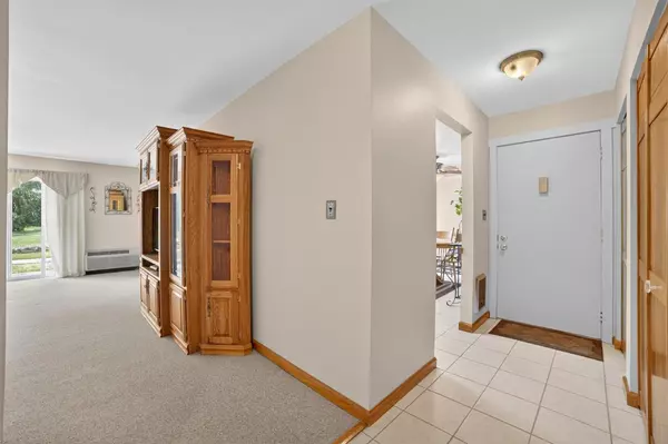Mohegan Lake, NY 10547,13 Cromwell Place ##A