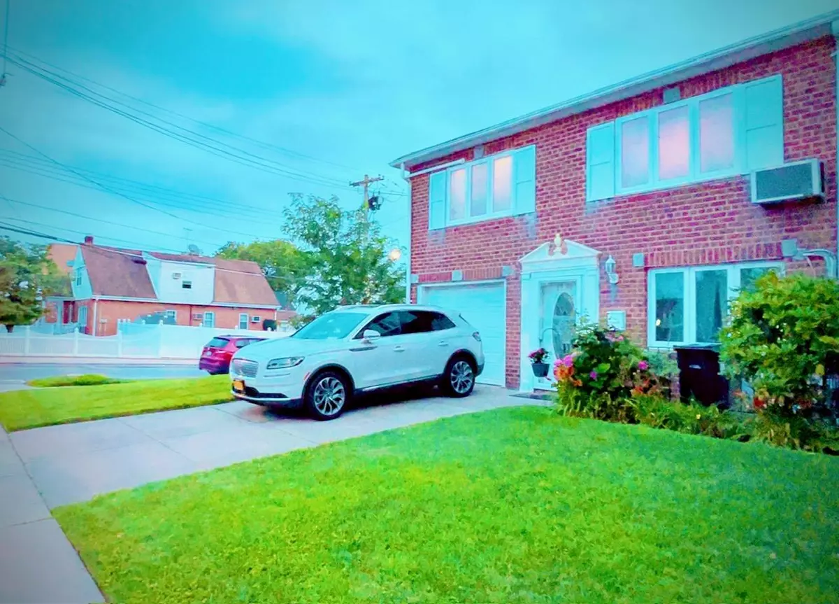 Whitestone, NY 11357,19-20 147th ST