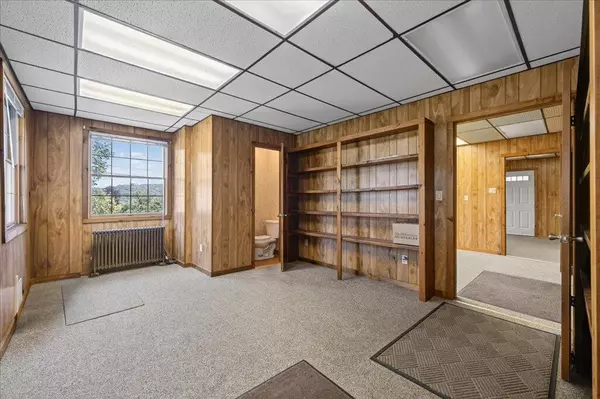 Marlboro, NY 12542,5 Burma RD
