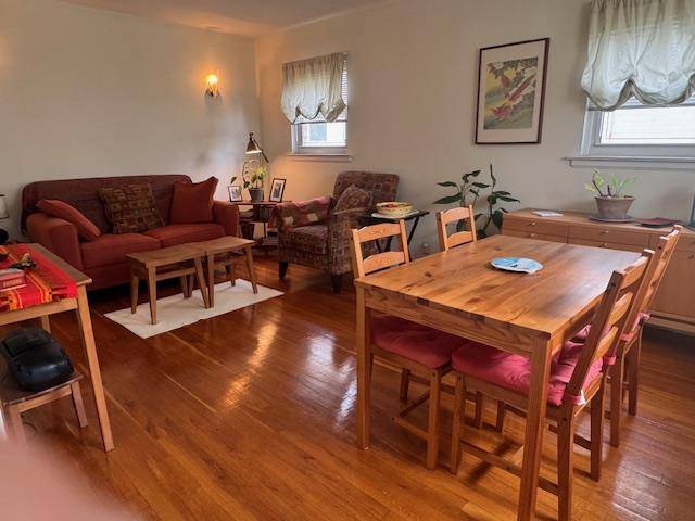 Glen Oaks, NY 11004,80-27 257th ST