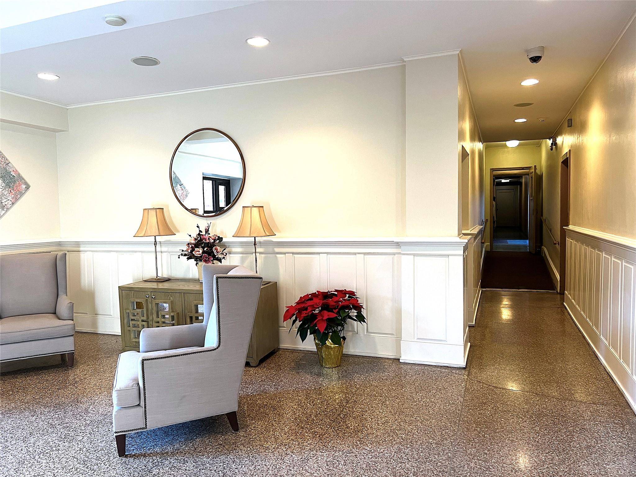 New Rochelle, NY 10805,164 Church ST #1H