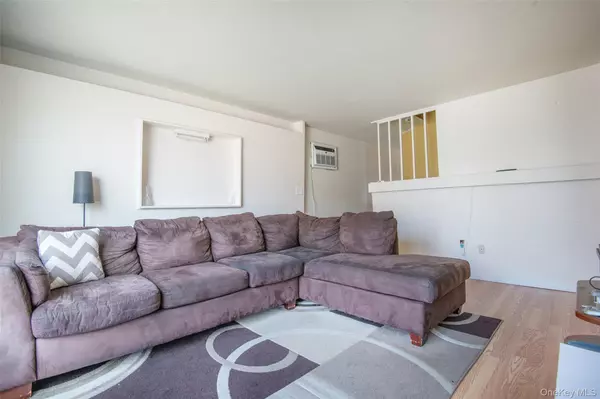 Bronx, NY 10465,1423 Shore DR