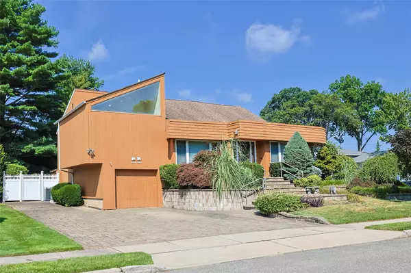 Jericho, NY 11753,11 Tompkins AVE