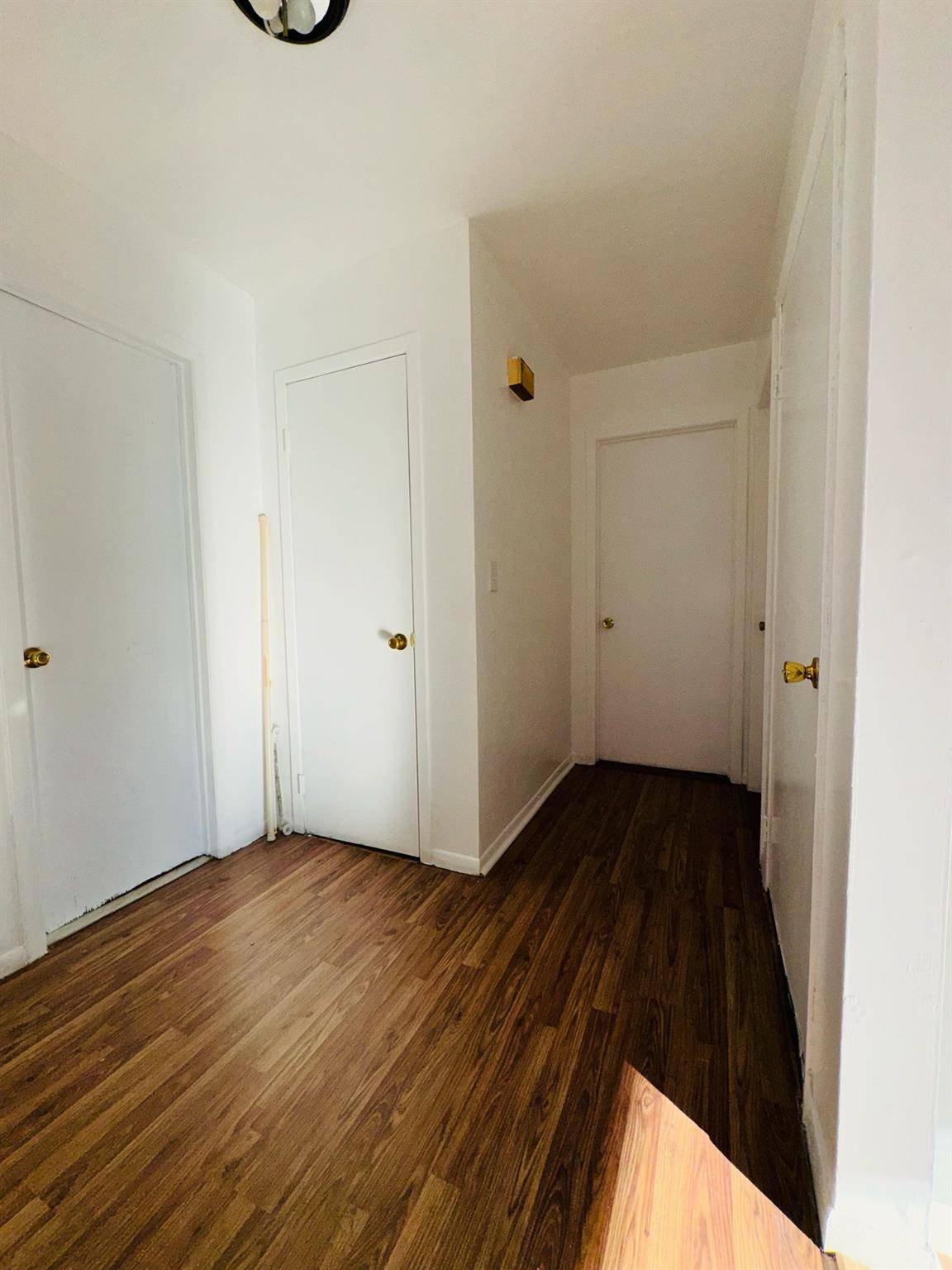 Mount Vernon, NY 10550,429 S 3rd AVE #2