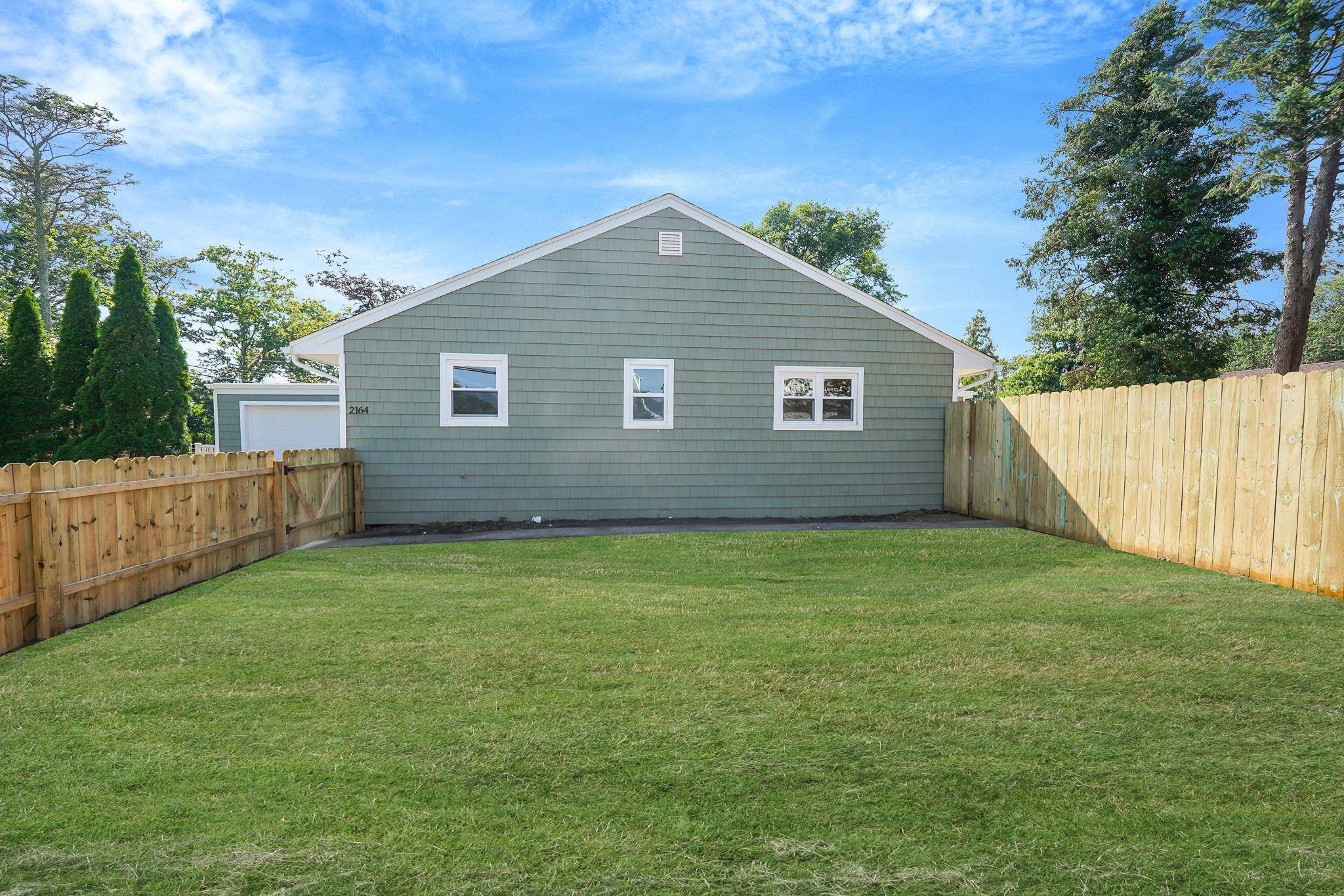 Baldwin, NY 11510,2164 Grove ST
