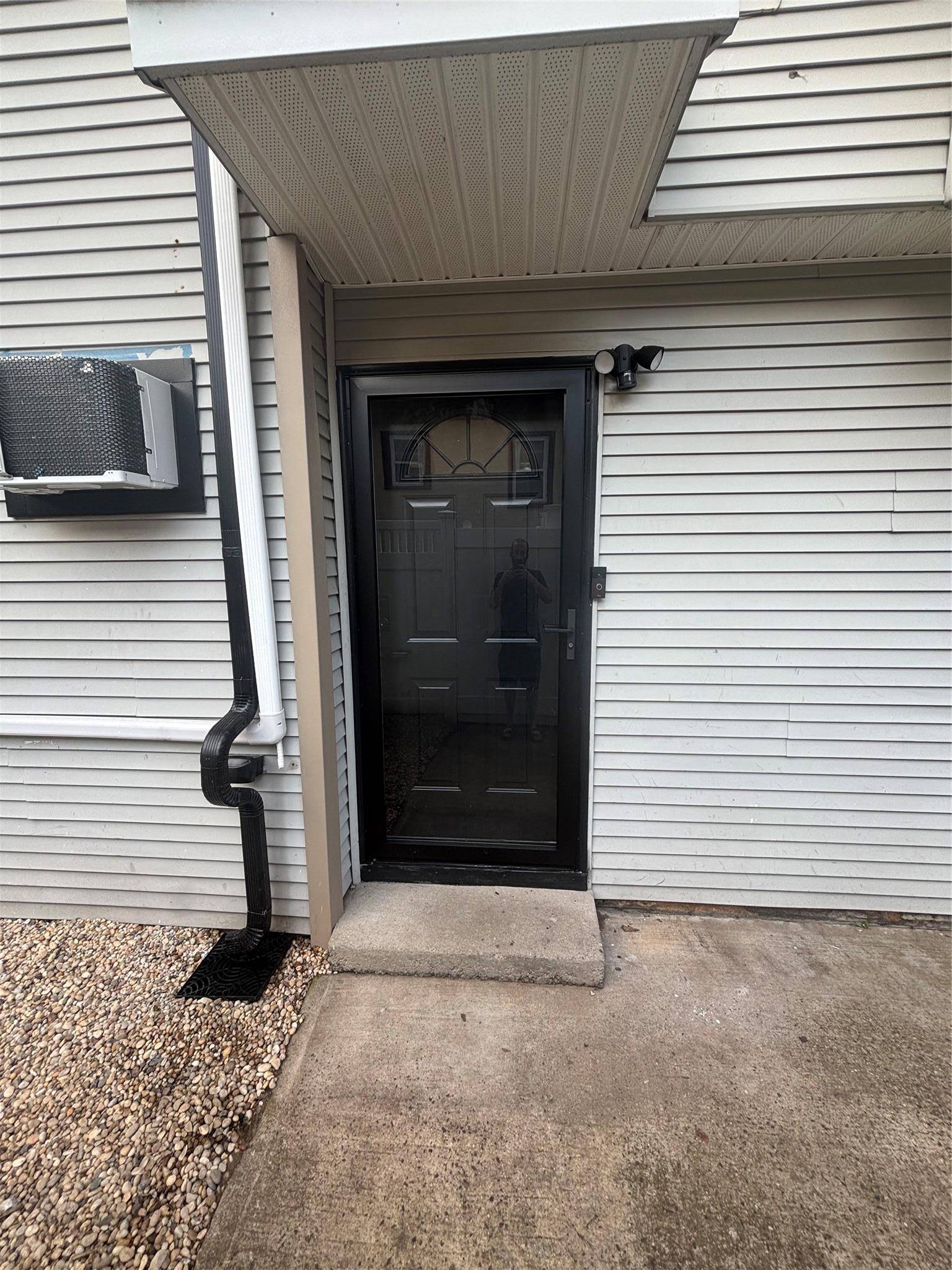 Long Beach, NY 11561,515 W Hudson ST #1