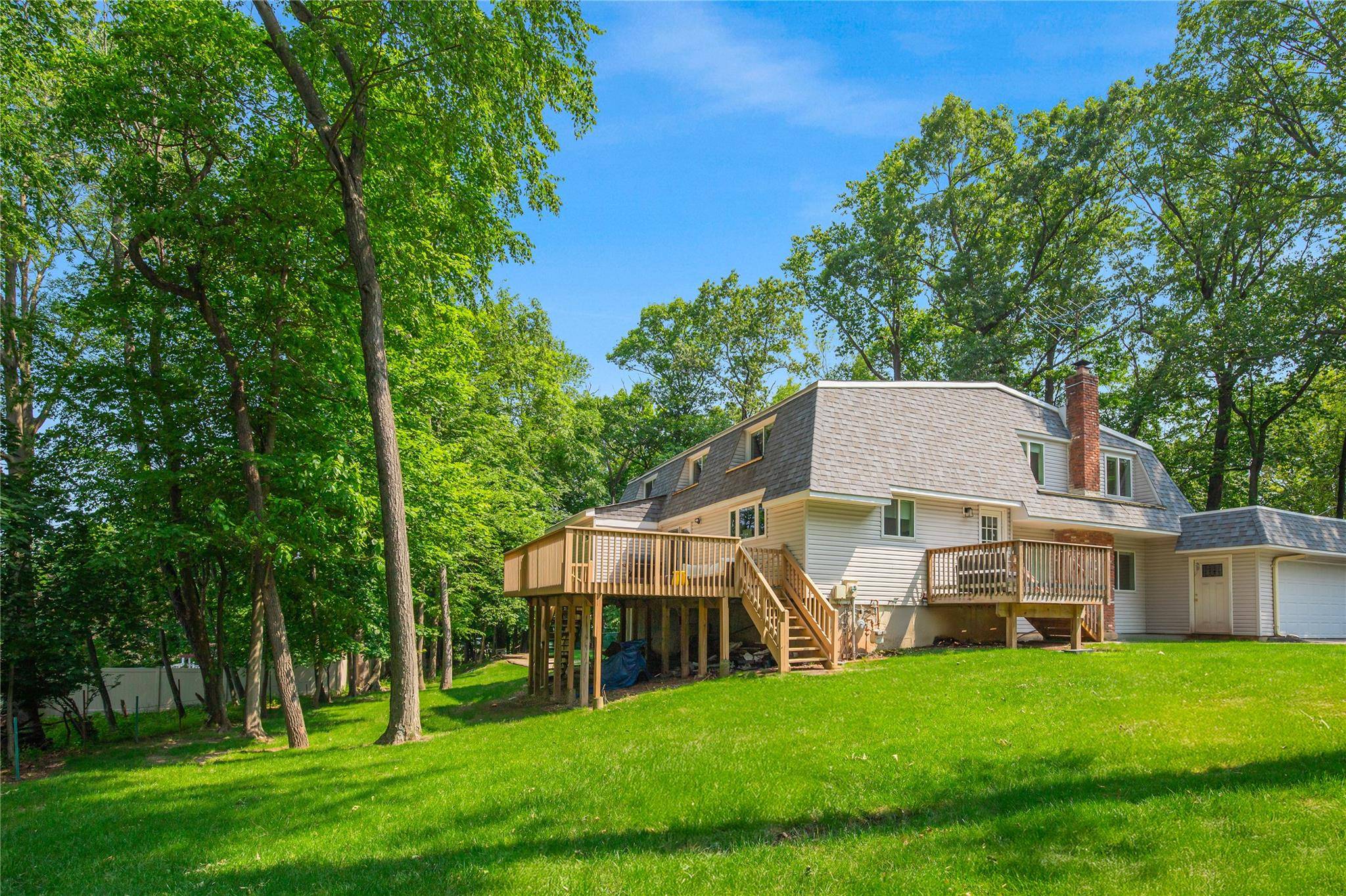 Monsey, NY 10952,34 Winesap LN