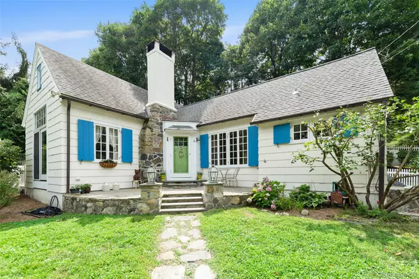 16 Indian LN, South Salem, NY 10590
