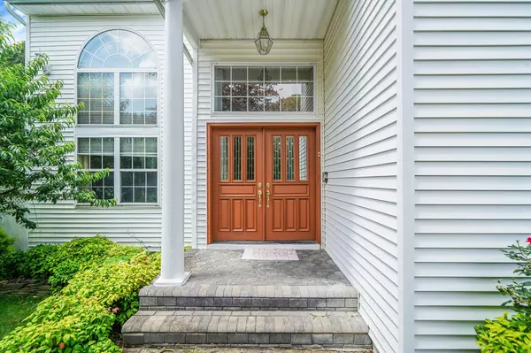 Nesconset, NY 11767,7 Sara CT