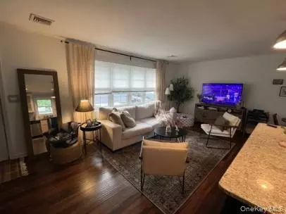 Lake Grove, NY 11755,1241 Stony Brook RD