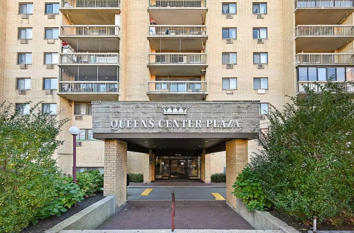 Elmhurst, NY 11373,87-08 Justice AVE #CR+CK