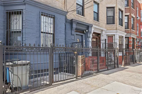 Bronx, NY 10456,1037 College AVE