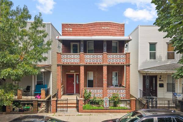 1858 Wallace AVE, Bronx, NY 10462