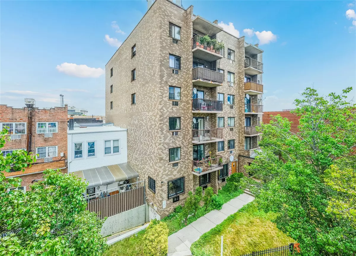 Corona, NY 11368,5409 108th ST #6A