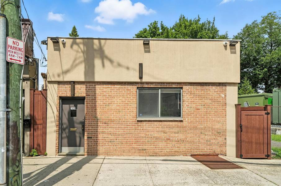 1020 McLean AVE, Yonkers, NY 10704