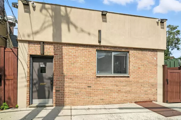 Yonkers, NY 10704,1020 McLean AVE