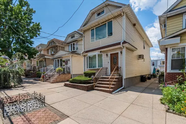 Glendale, NY 11385,7844 86th ST