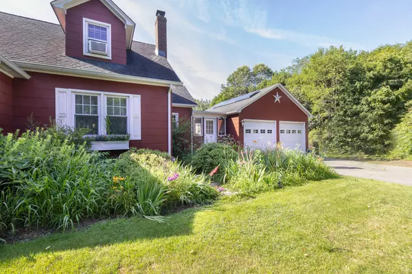 Mattituck, NY 11952,5660 Sound AVE