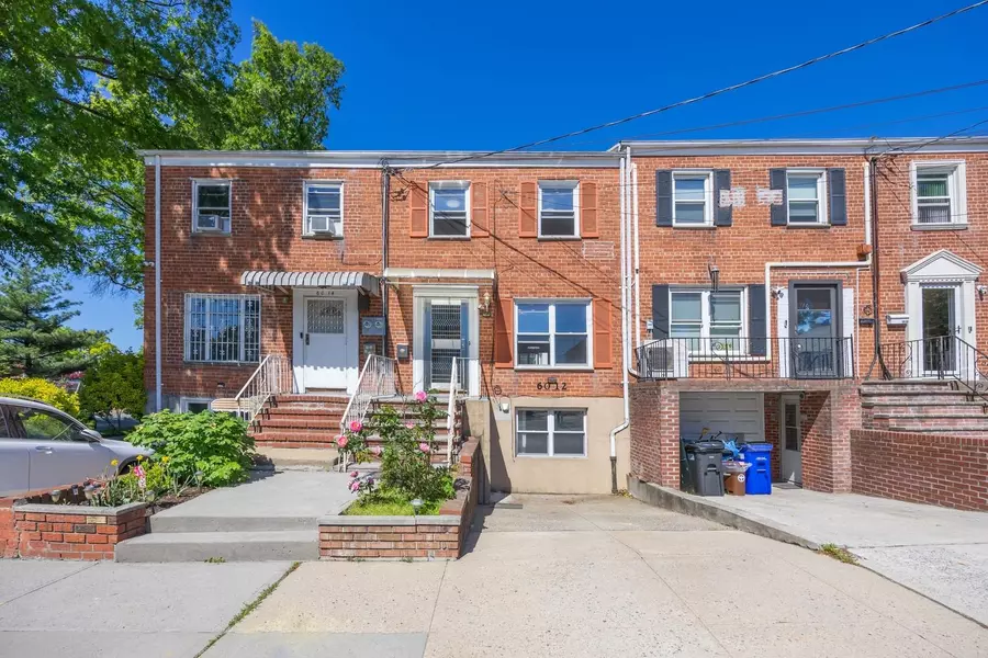 60-12 171st ST, Fresh Meadows, NY 11365