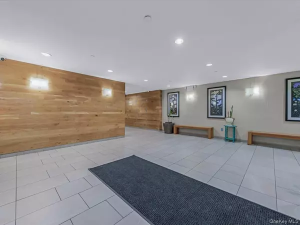 Bronx, NY 10455,715 Fox ST #4G