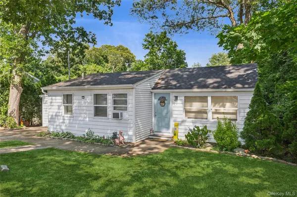 39 Gould RD, Centereach, NY 11720