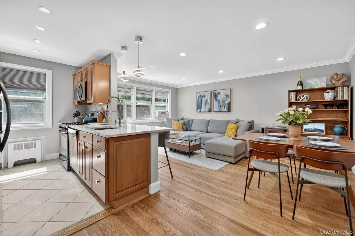 West Harrison, NY 10604,97 Columbus #2B
