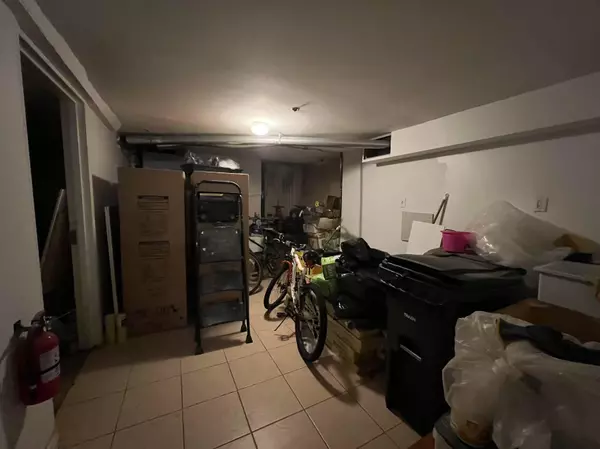 Woodside, NY 11377,4139 70th ST