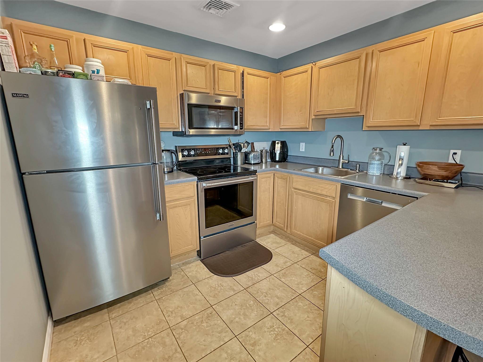 Highland, NY 12528,660 Gregory CT